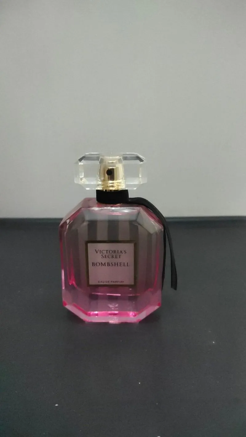 Victoria's Secret Bombshell Eau de Parfum (ori) photo 1
