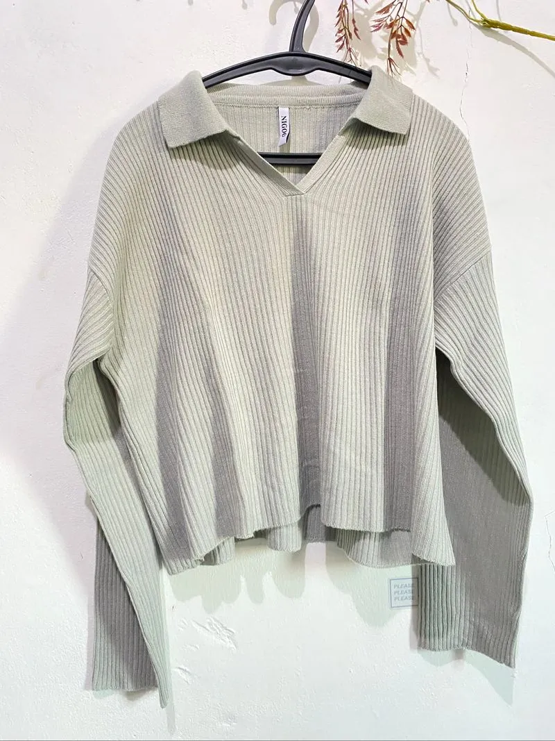 Sweater  photo 1