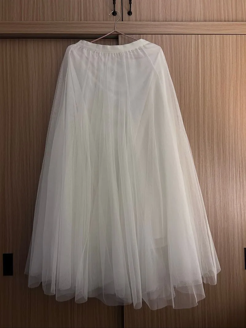 multi-layered white tulle maxi skirt ( rok tutu ) photo 1