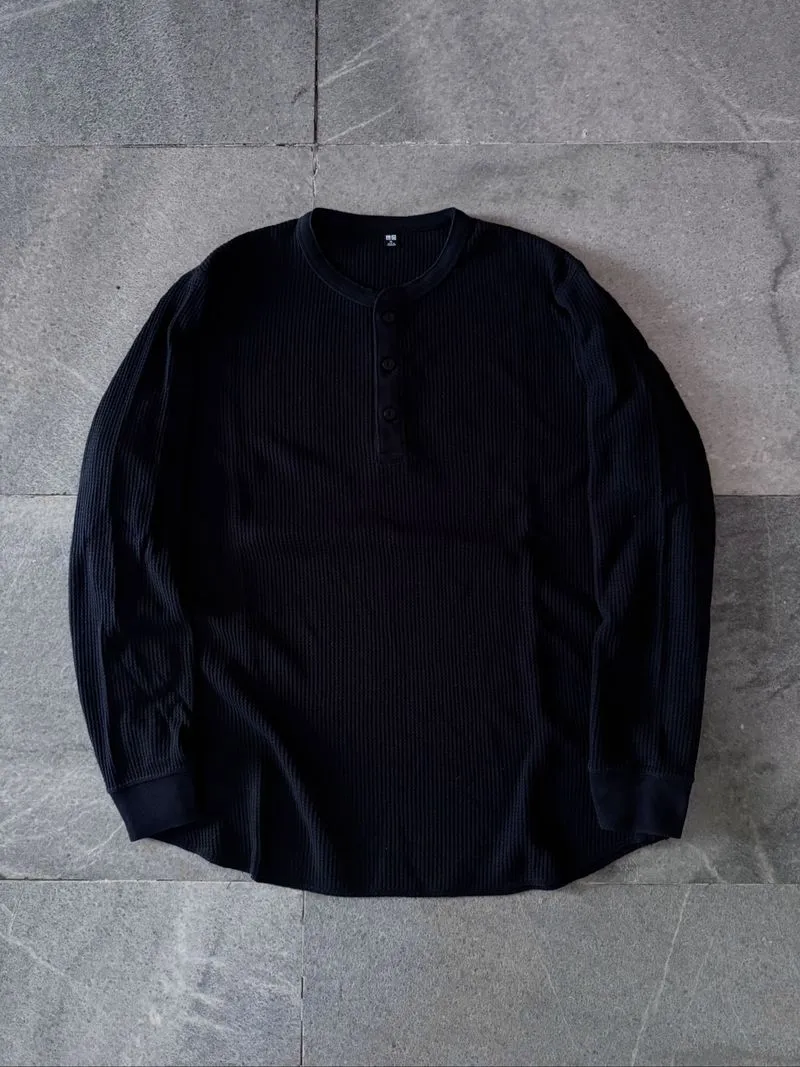Kaos Panjang Longsleeve Uniqlo Waffle Henley Black original photo 1
