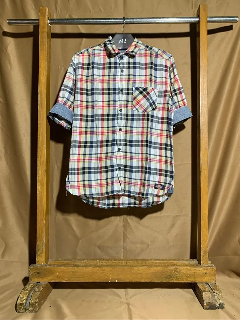 Kemeja Dickies roll up plaid button down shirt photo 1