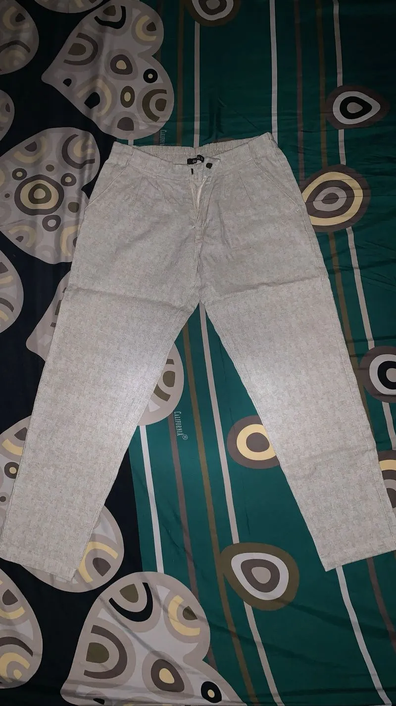 Celana Details M photo 1