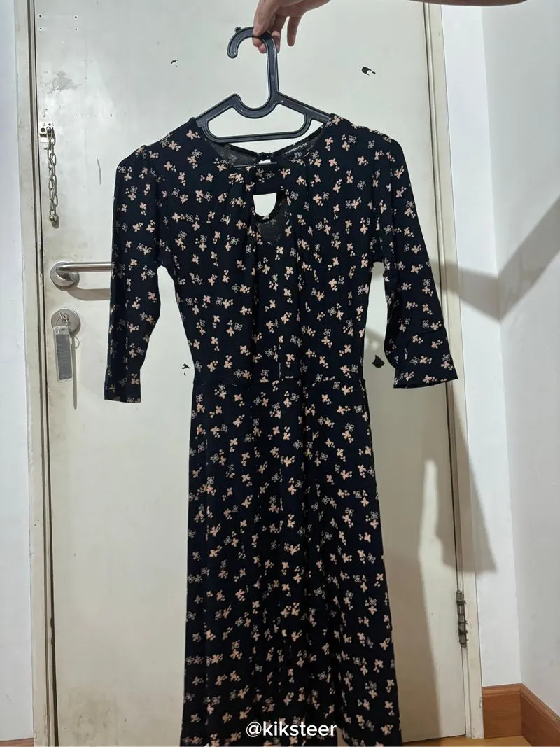 Midi Dress Floral Navy Pink Brand Warehouse photo 1