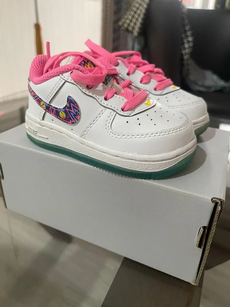 Nike Air Force 1 photo 1