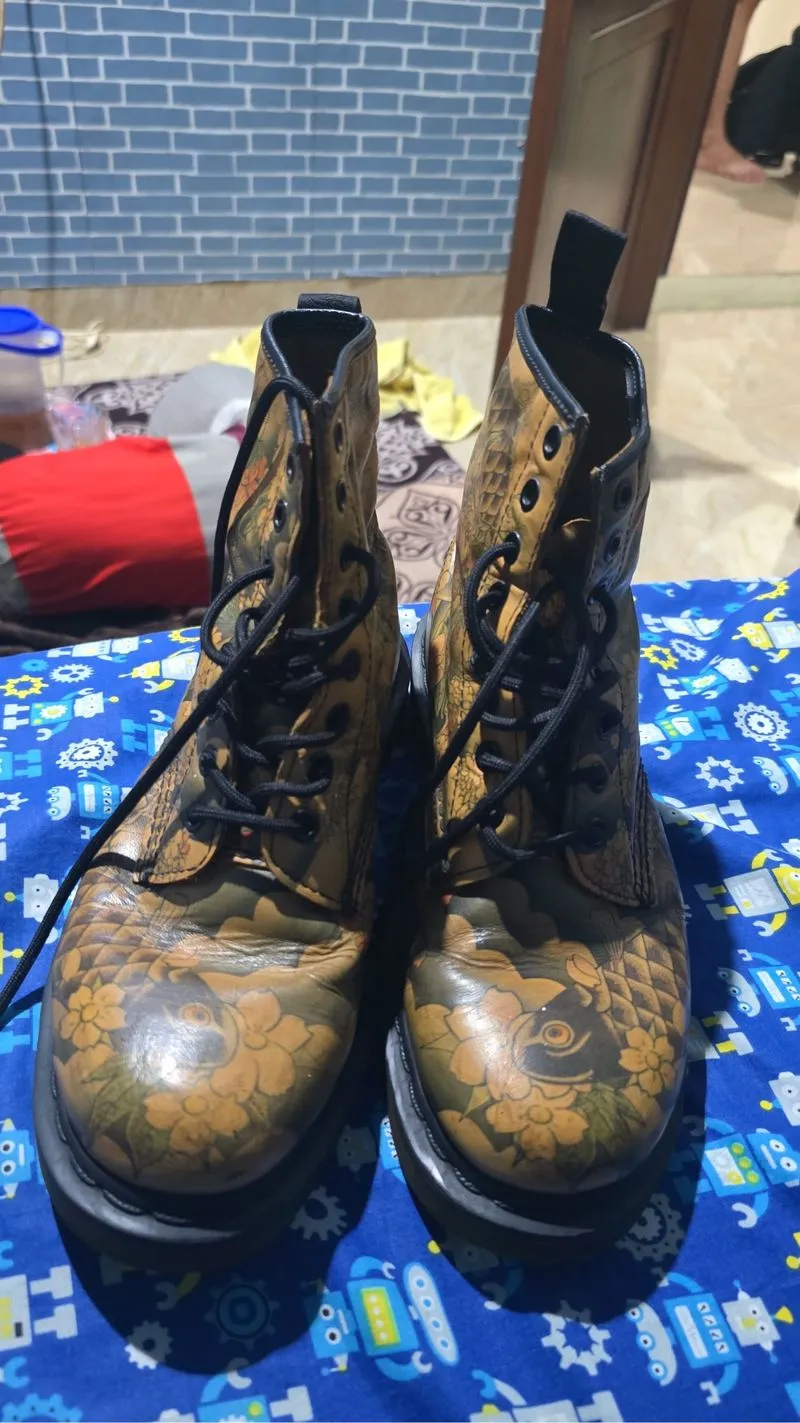 DR. MARTENS X EVISU WAGARA TATTOO SLEEVE KOI FISH Boots Wome photo 1