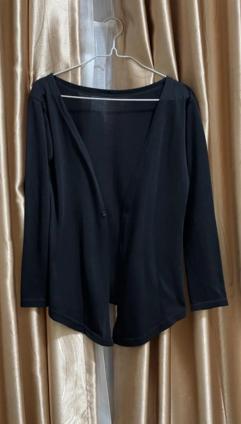 Cardigan Wanita Hitam Lengan Panjang photo 1