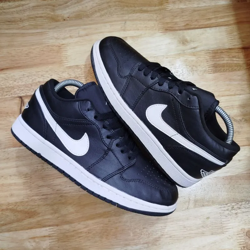 Nike Air Jordan Casual Sneakers Pria white black photo 1