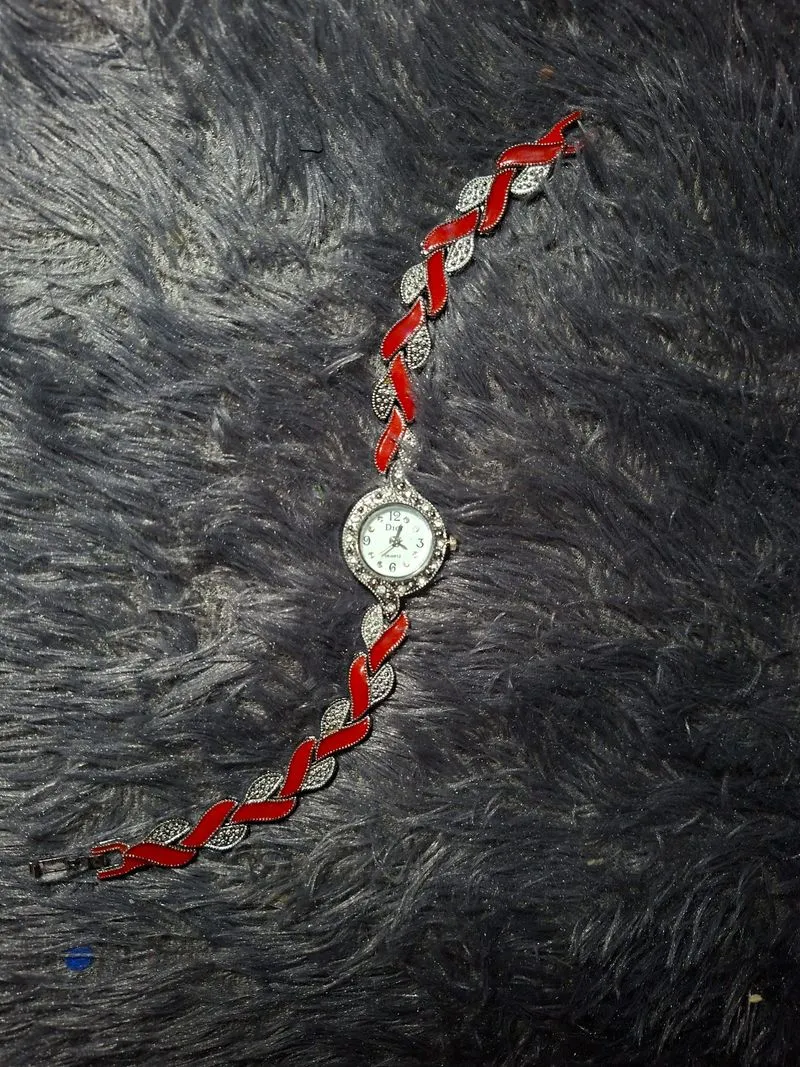 Bedazzled Heart Strap Watch photo 1
