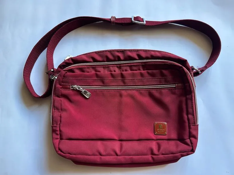 Elizabeth Crossbody Bag photo 1