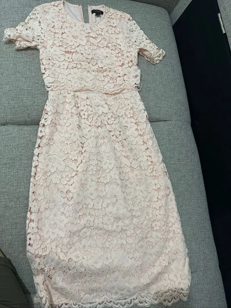 Dress brukat brand Covet photo 1