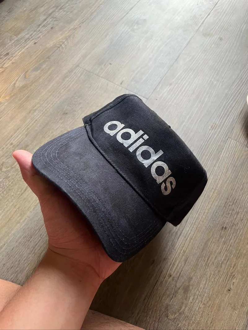 Topi Adidas Tie Dye photo 1