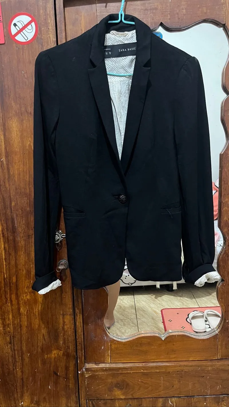 Zara Basic Blazer photo 1