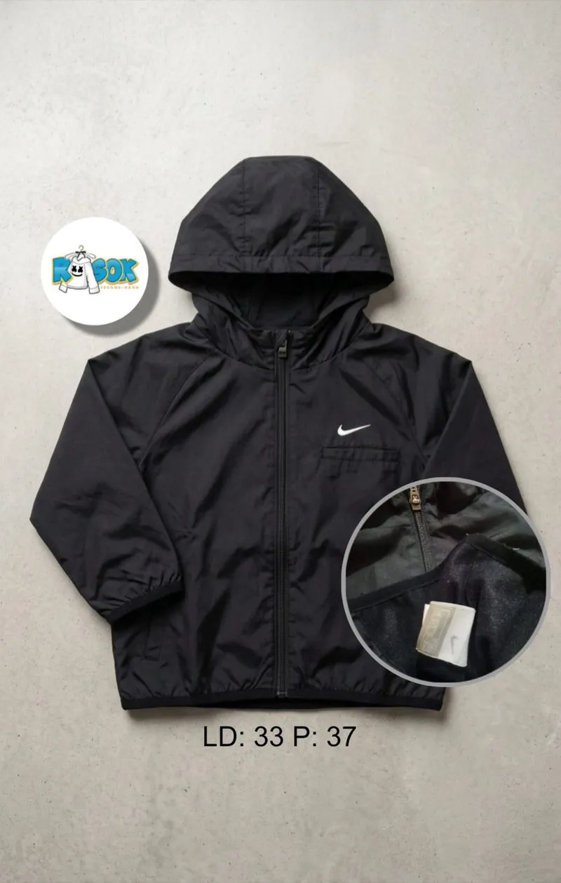 Nike Jacket, Olahraga Nike anak keren.  photo 1