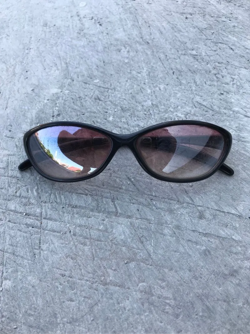Y2k sunglases photo 1