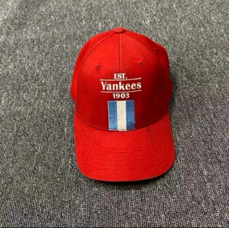 MLB yankess hat cap red photo 1