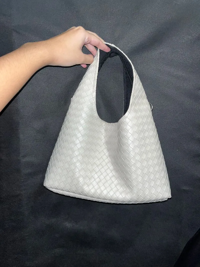handbag motif rajut photo 1