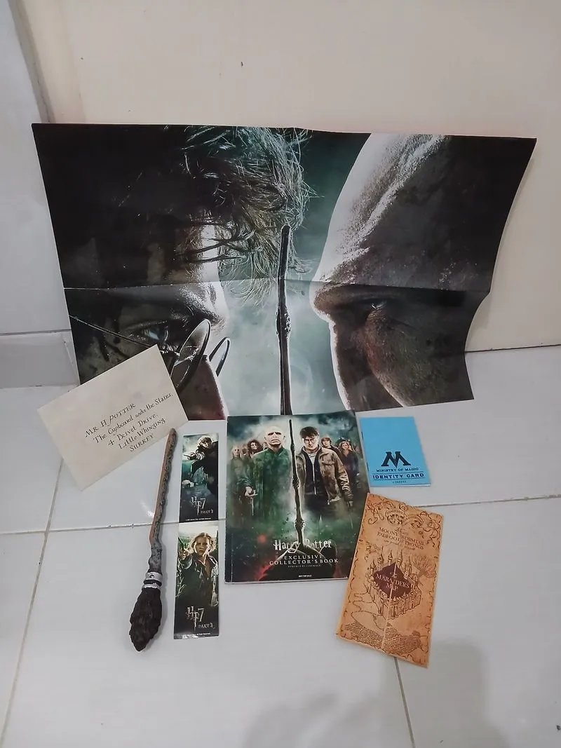 Harry Potter Exclusive Collector's Book Majalah Memorabilia  photo 1