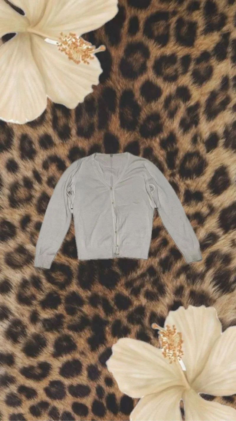 🐆 cardigan   photo 1