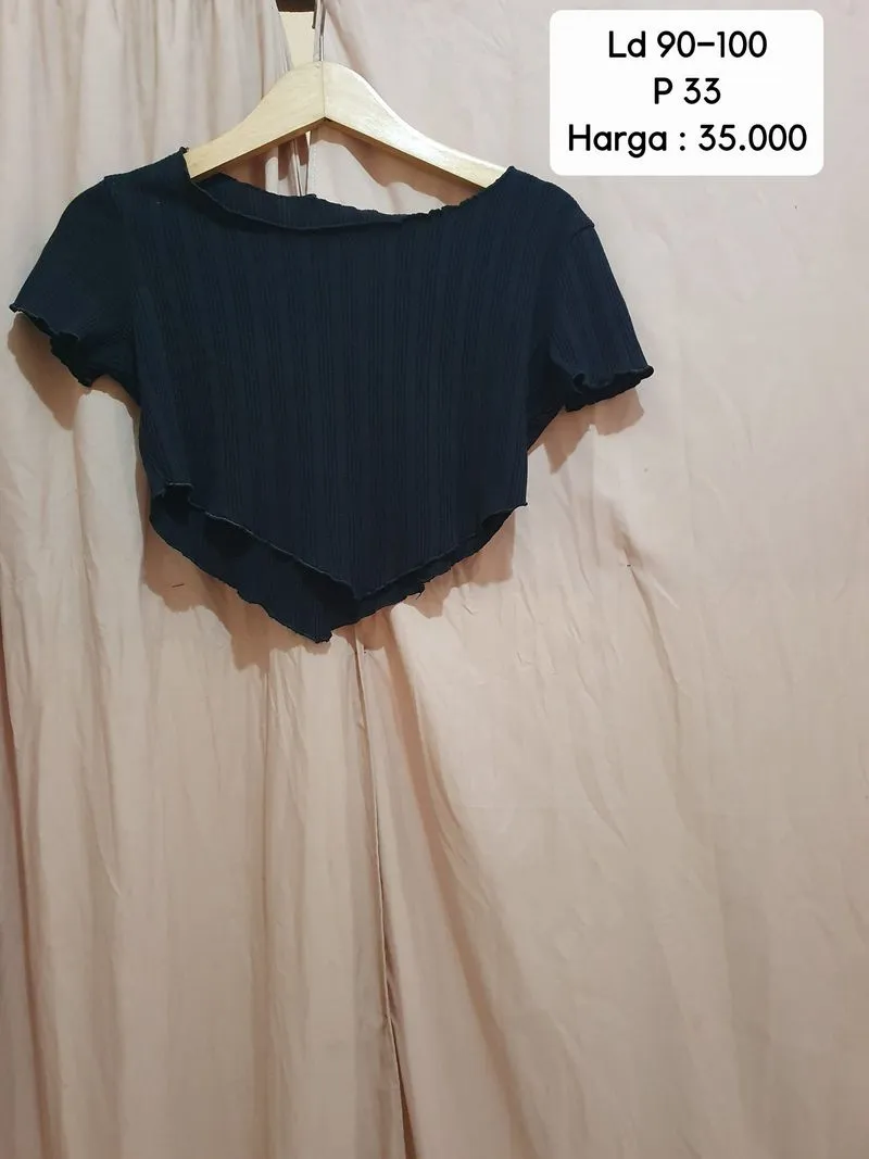 Crop hitam photo 1
