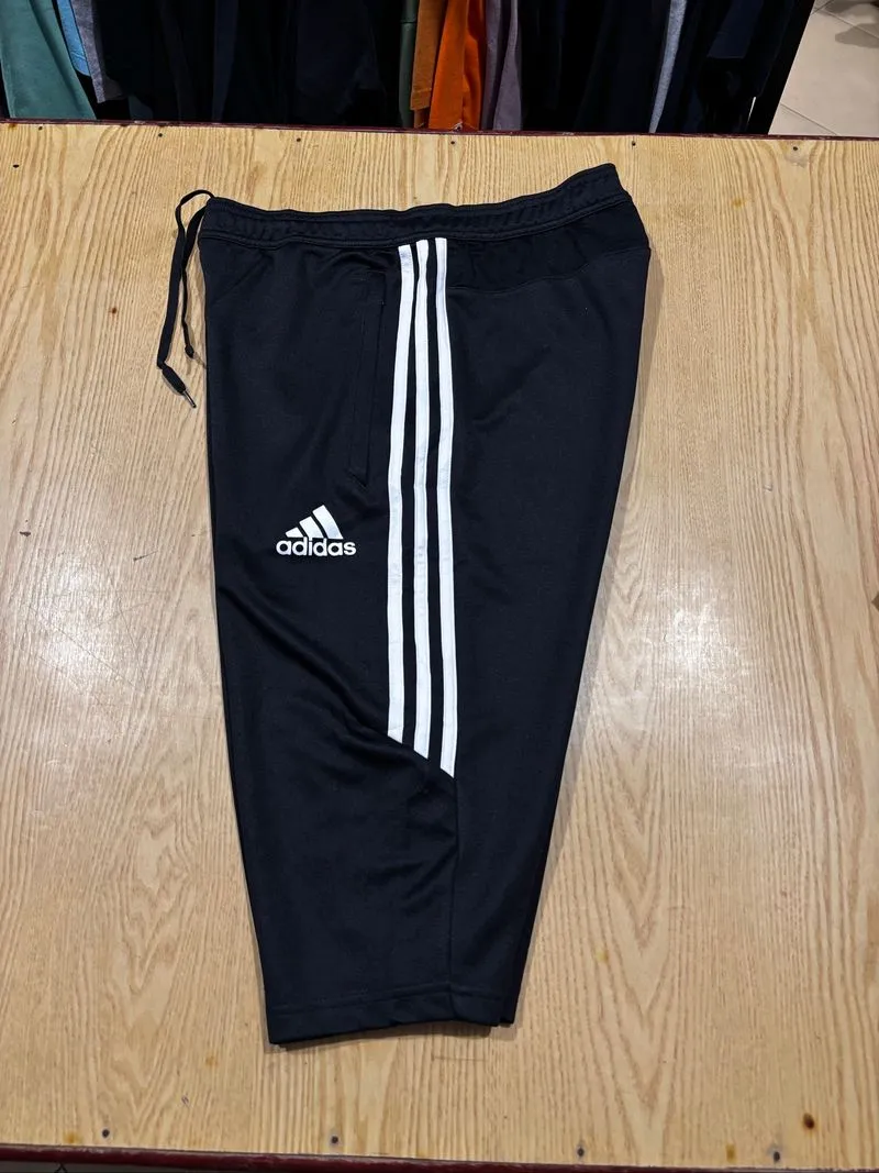 Celana pendek adidas  photo 1