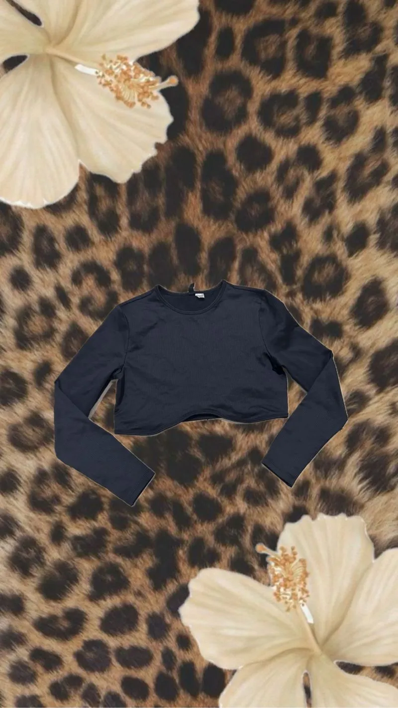 longsleeve  photo 1