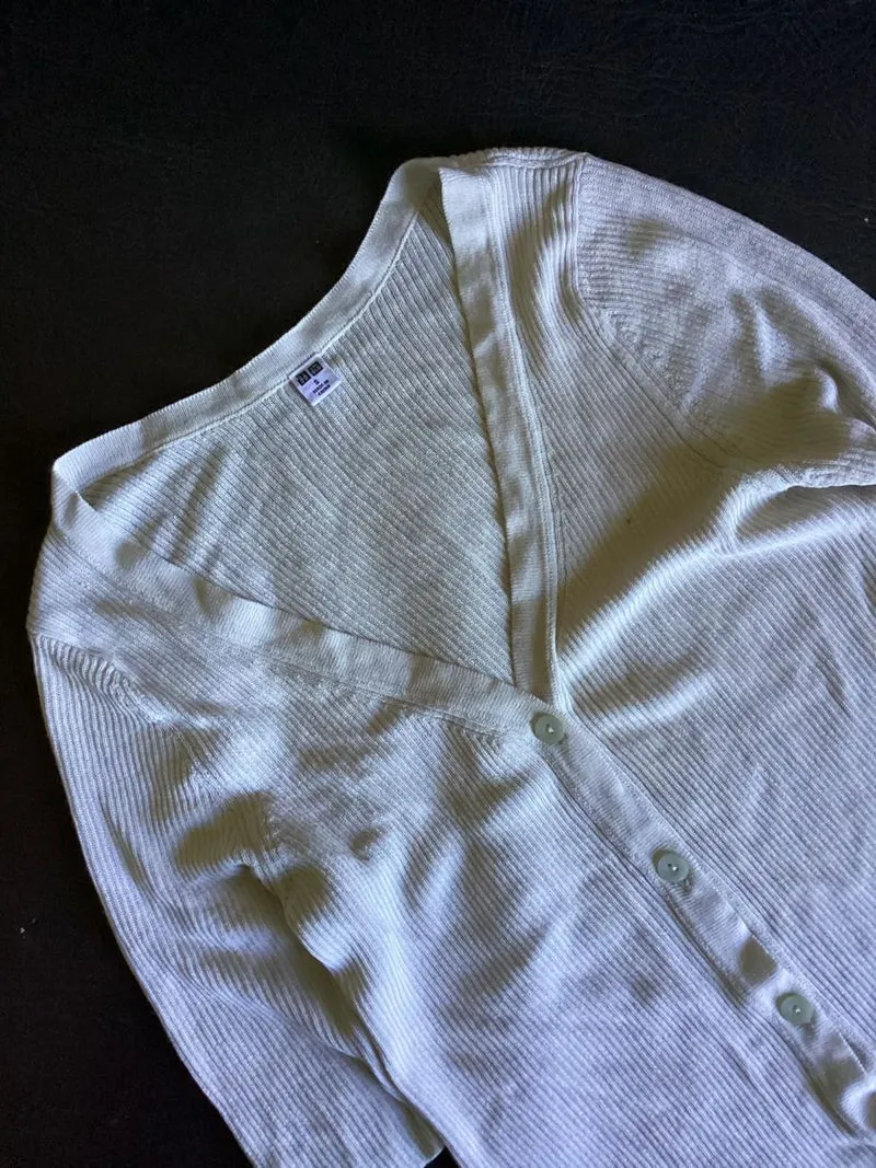 Uniglo Cardigan Outer Women Broken White  photo 1