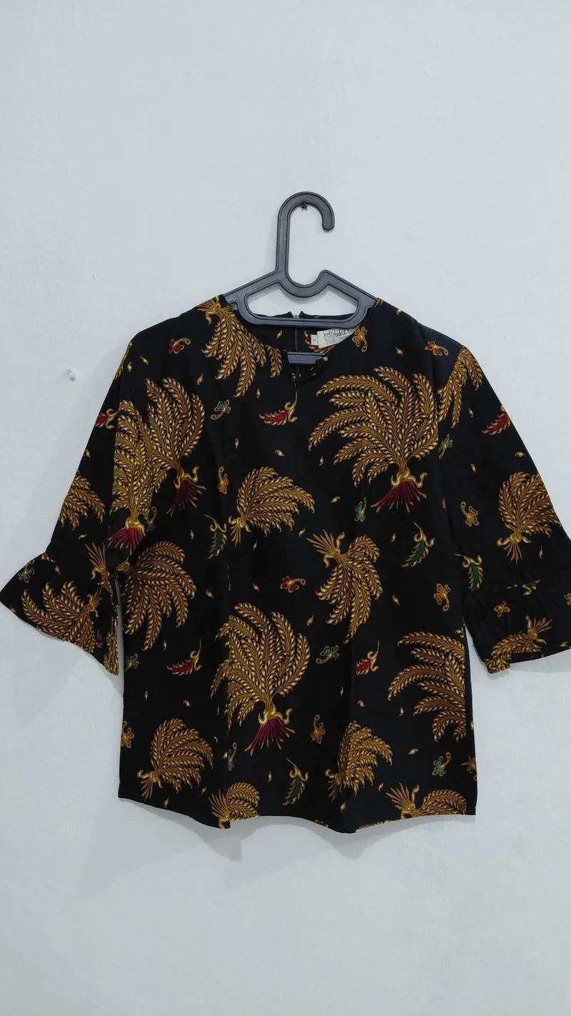 Blouse tasan batik modern photo 1