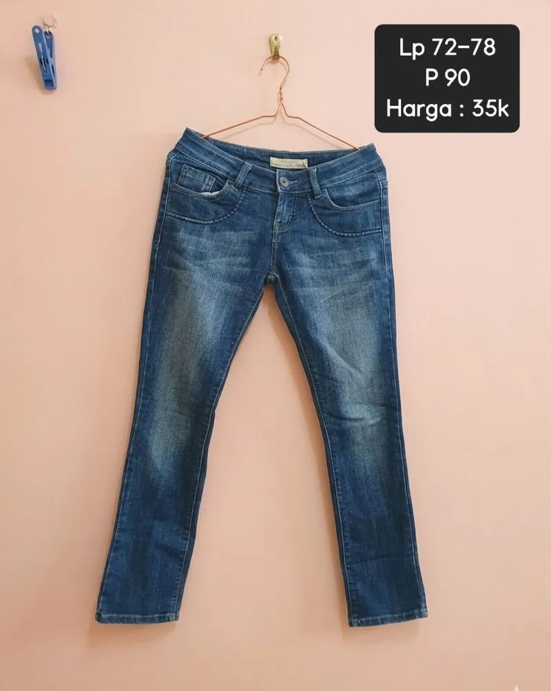 Skinnyjeans wanita photo 1