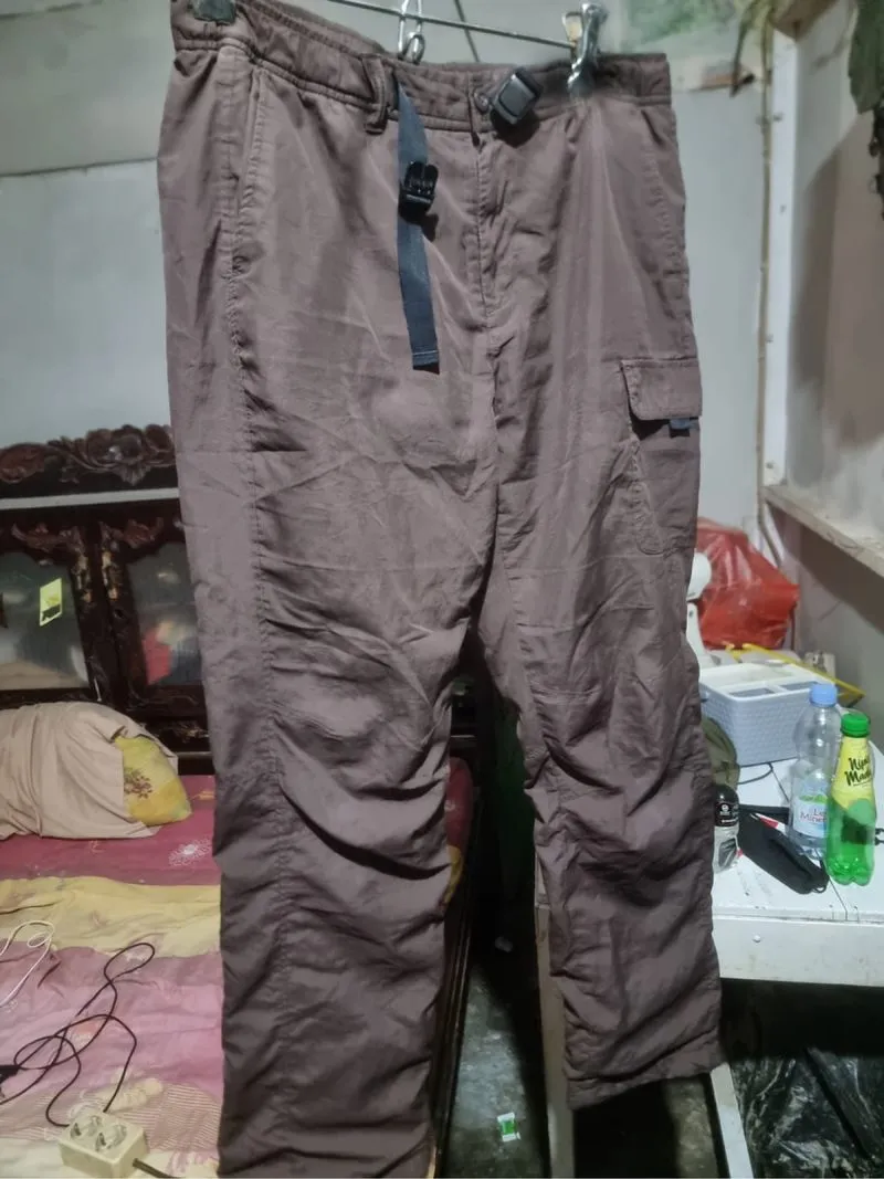 Celana Cargo Utility Uniqlo Brown Second photo 1