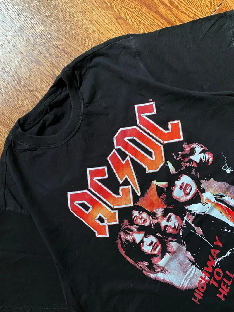 Kaos Art Hitam ACDC No Tag photo 1