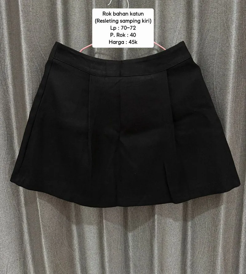 Rok mini / mini skirt hitam photo 1