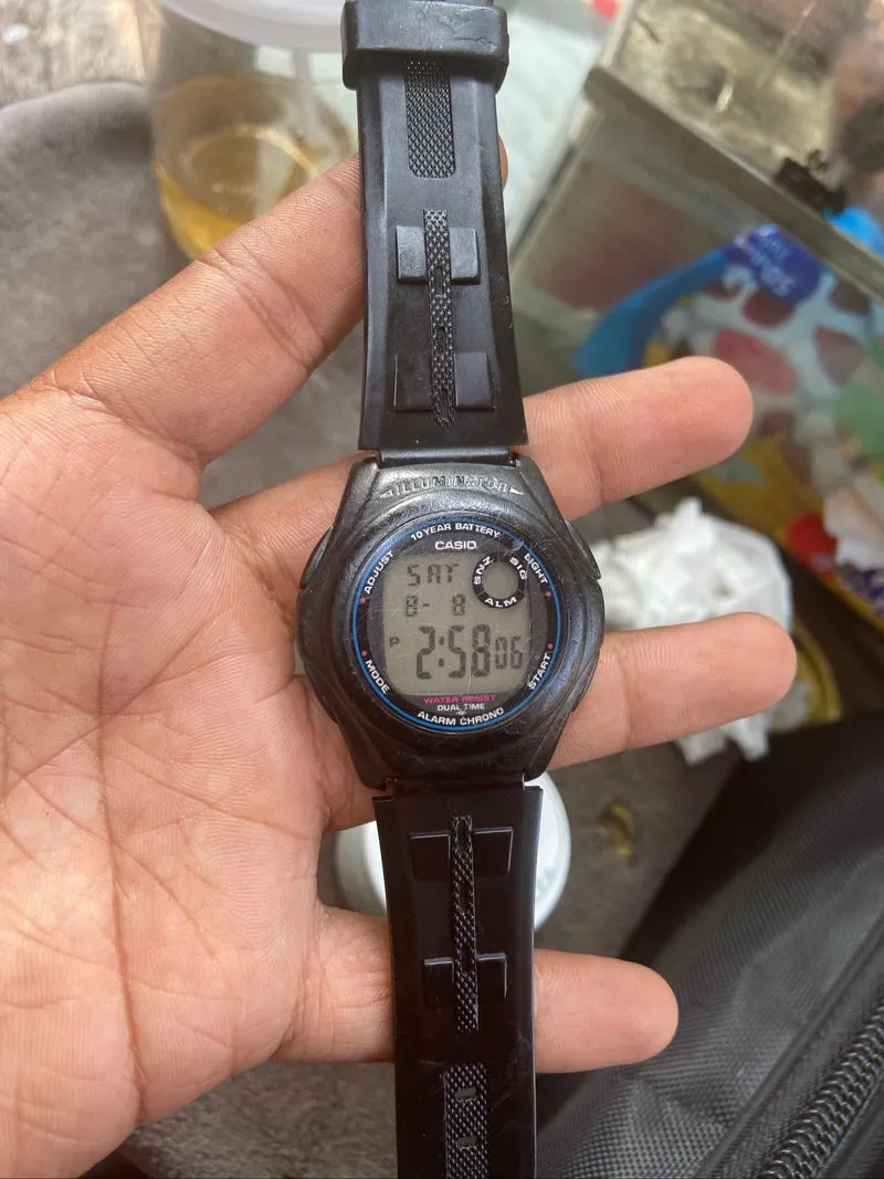 Casio f-200 original  photo 1