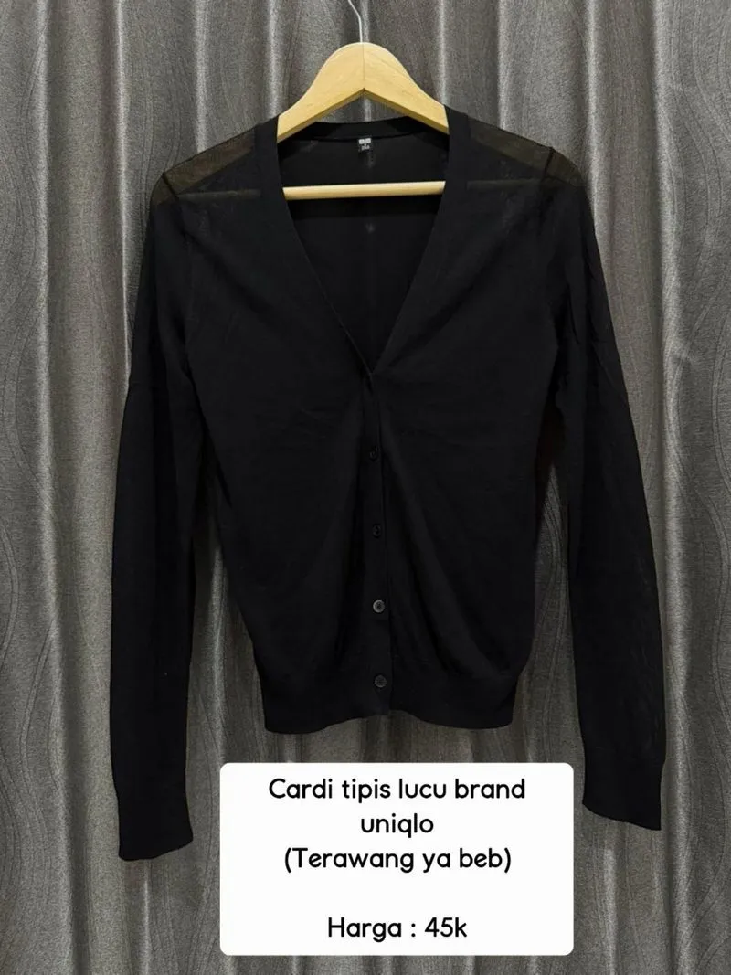Cardigan polos uniqlo photo 1