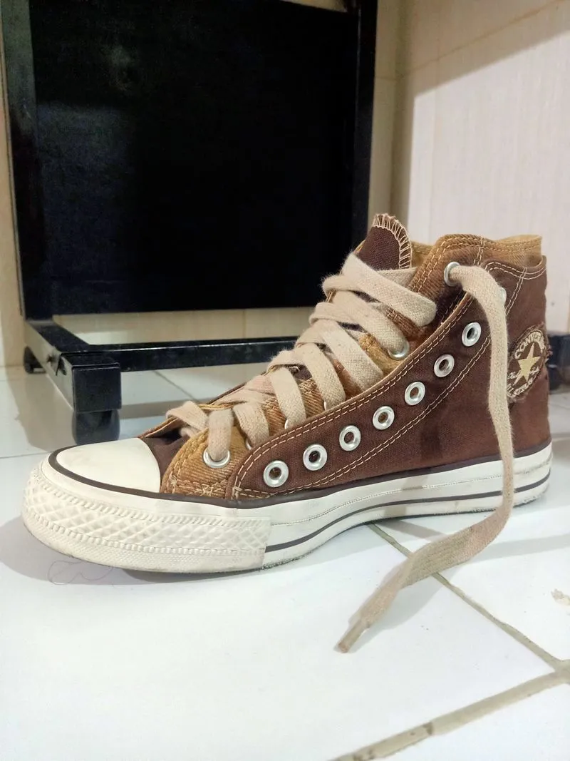 Converse Vintage Sneakers Pria brown photo 1