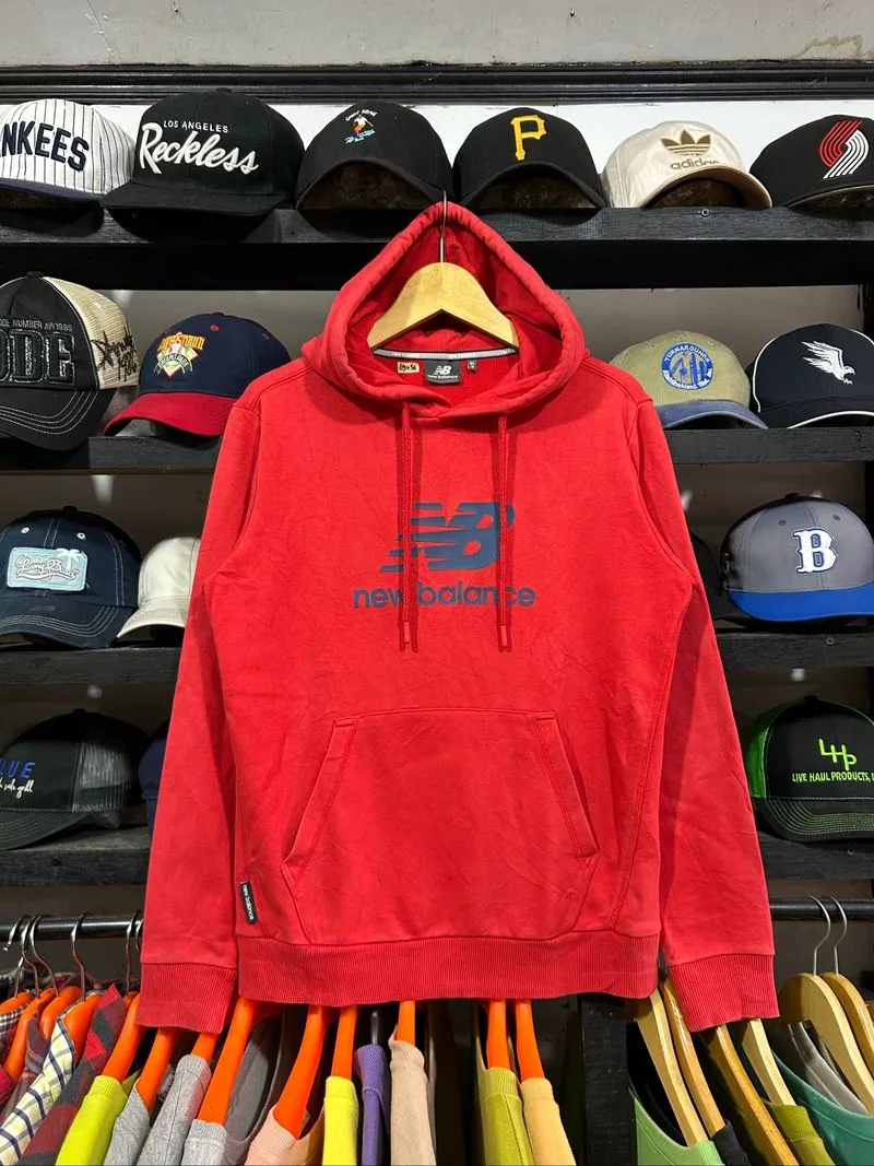 New balance hoodie photo 1