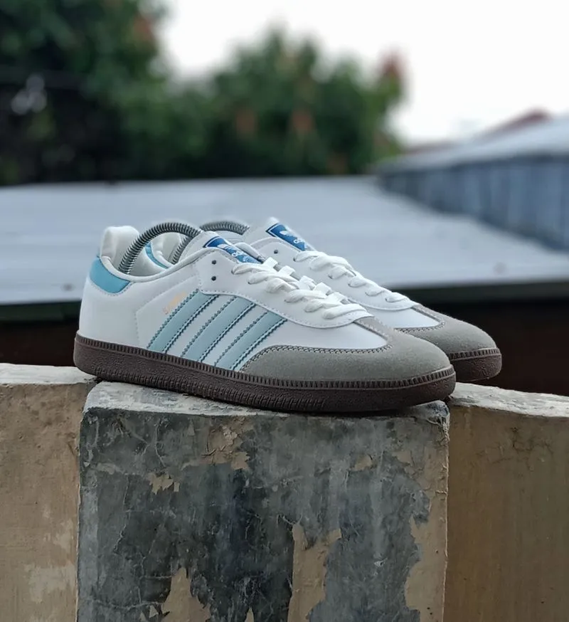 Adidas Streetwear Casual Sneakers Wanita white blue photo 1
