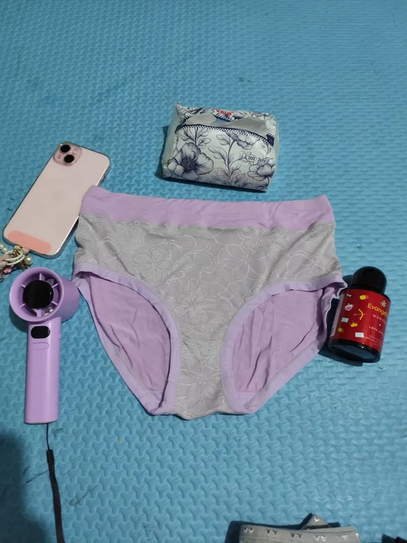 Celana dalam wanita  photo 1