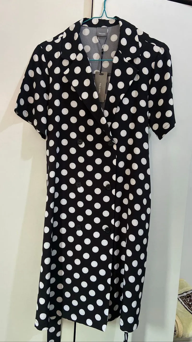 Dress polkadot This is April photo 1