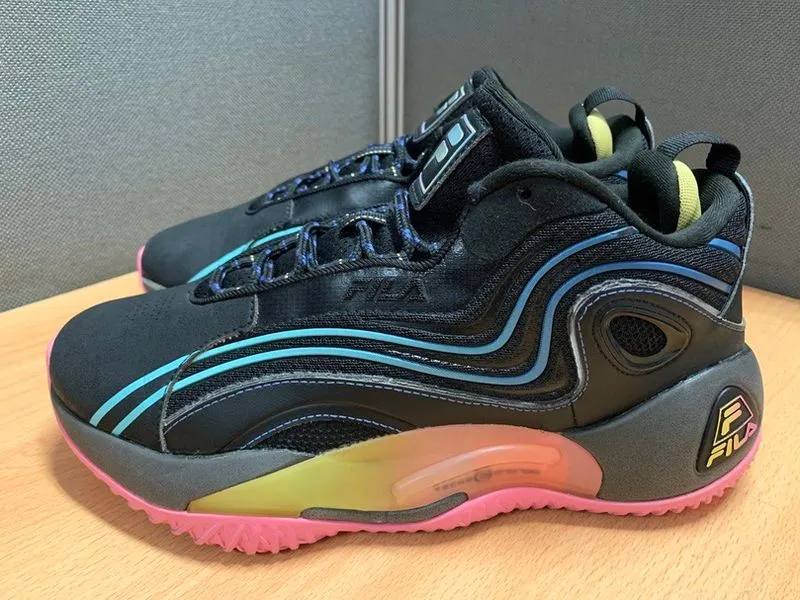 Sepatu Basket FILA Fusion Baller Black size 42 photo 1
