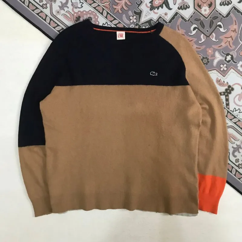 Lacoste photo 1