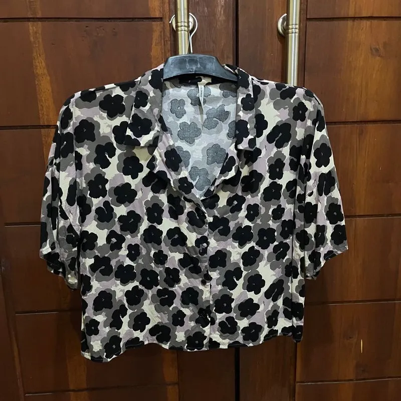 Croptop Summer Flower  photo 1