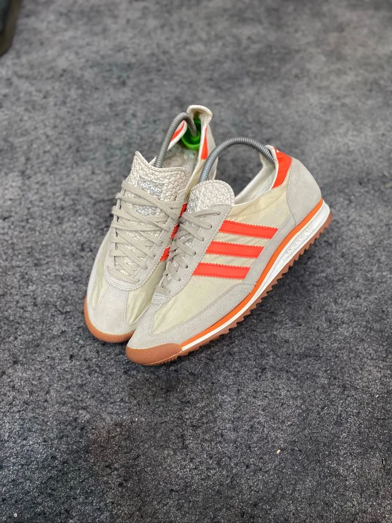 Adidas sl72 white orange  photo 1
