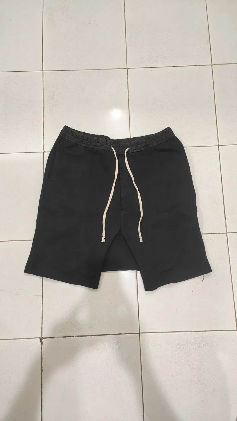 Rick Owens, Goth avant garde Y2K grunge emo band  photo 1