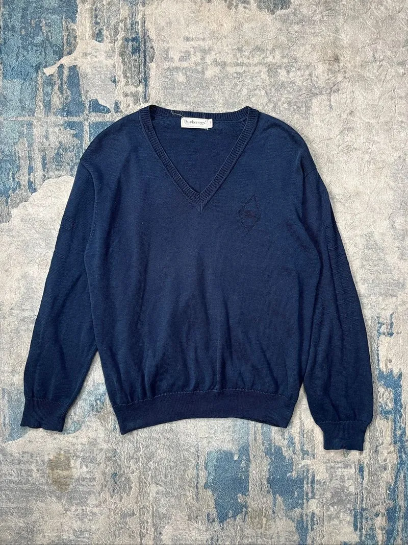 Vintage Burberrys v-neck sweater  photo 1