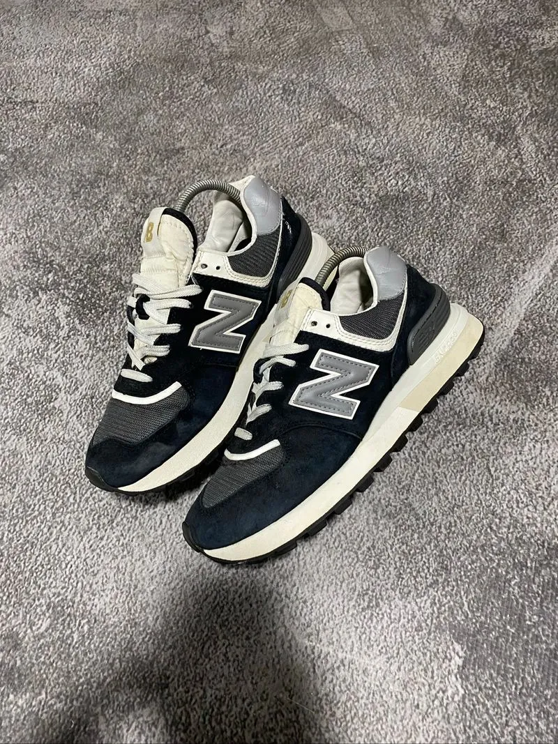 Newbalance 574 blackwhite photo 1