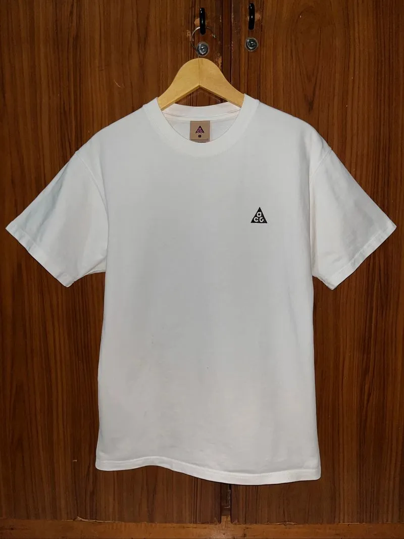 Nike ACG small logo size S fit M photo 1