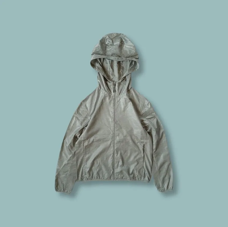 Jaket Parasut Lightweight Uniqlo Gray Second  photo 1