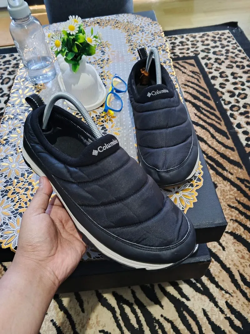Sepatu outdoor Columbia waterproof photo 1