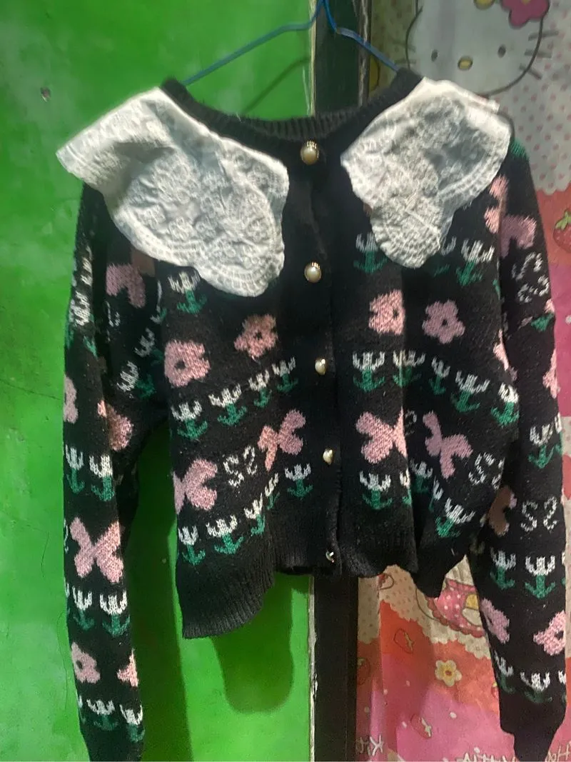 cardi hitam bunga photo 1