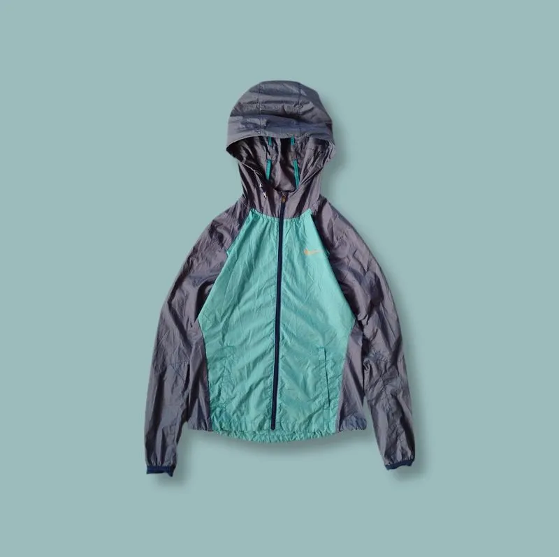 Jaket Parasut Lightweight Nike Running Second photo 1